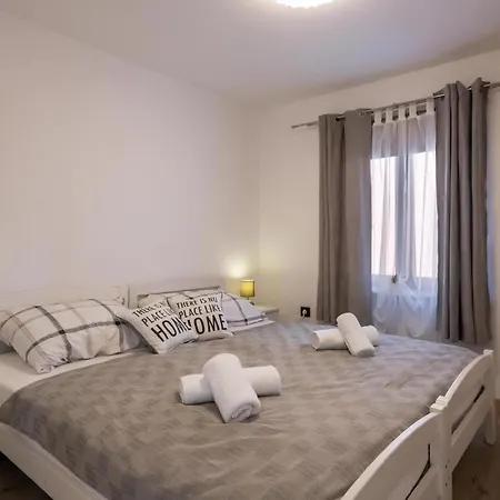 Lovric With Wellness 1 Apartment Pula